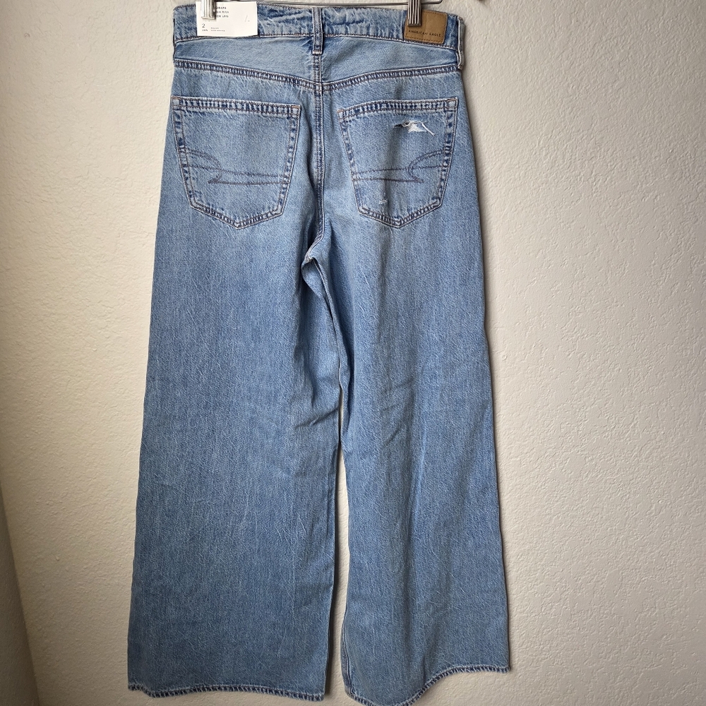 American Eagle Dreamy Drape Super High-Rise Sz 2 Ultra Wide Leg Jeans  Long Blue - Picture 2 of 15